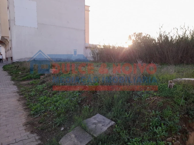 Terreno para Venda em Peniche Foto 5