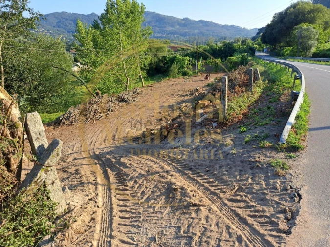Terreno para Venda em Valbom (São Pedro), Passô e Valbom (São Martinho) Foto 2