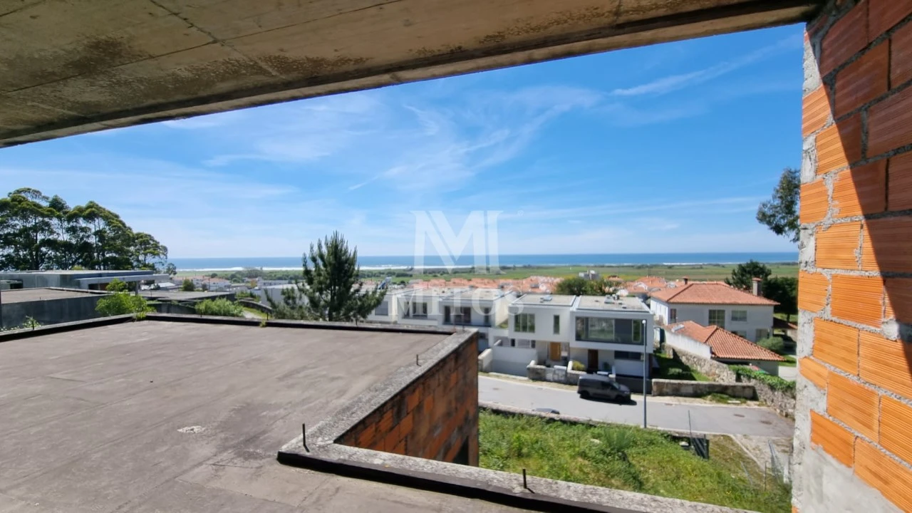 Terreno para Venda em Areosa Foto 10