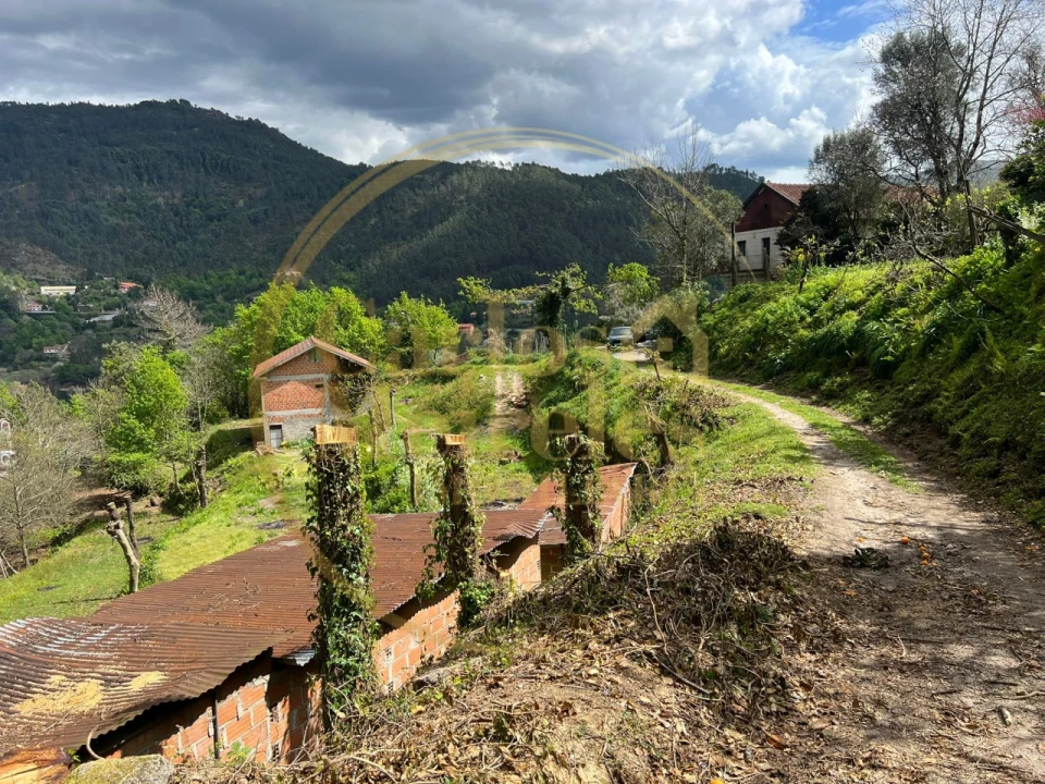 Terreno para Venda em Campo do Geres Foto 2