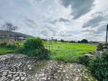 Terreno para Venda em Castelo do Neiva