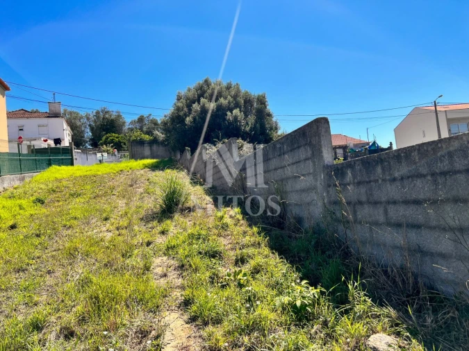 Terreno para Venda em Santa Marta de Portuzelo Foto 6