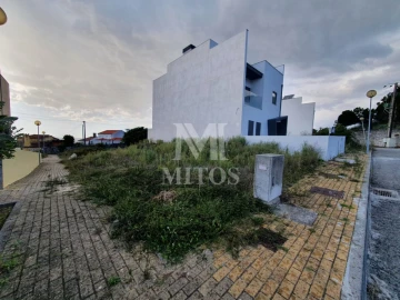Terreno para Venda em Areosa