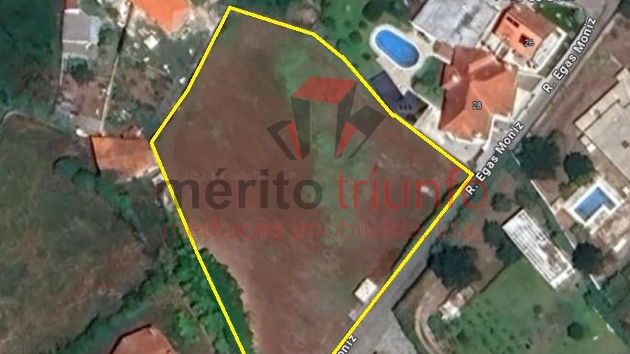 Terreno para Venda em Lordelo