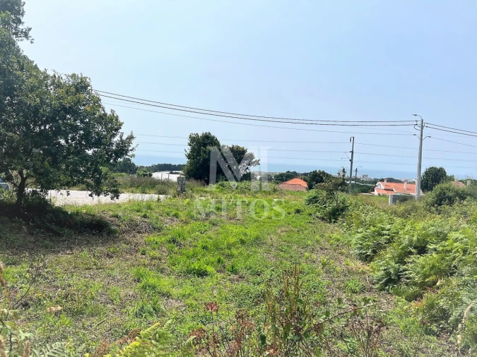 Terreno para Venda em Carreço Foto 7