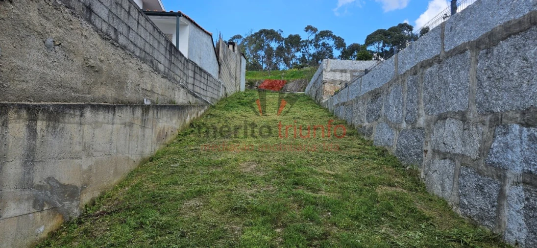 Terreno para Venda em Lordelo Foto 17