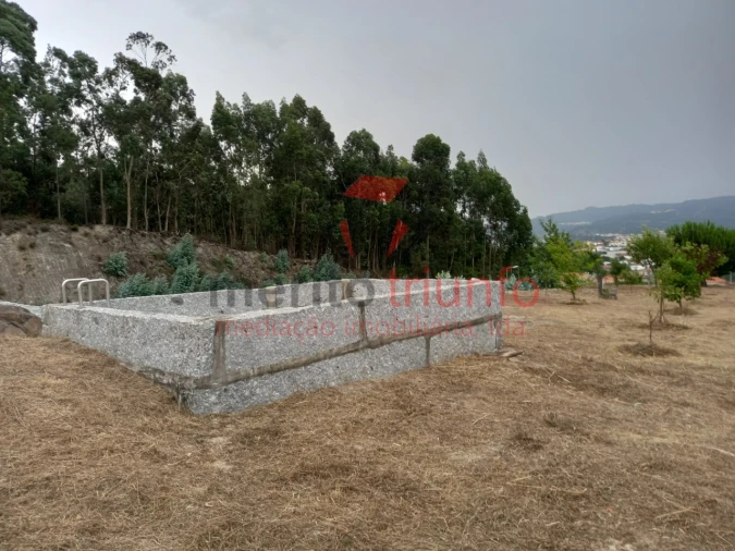 Terreno para Venda em Lordelo Foto 20