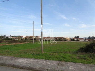 Terreno para Venda em Vila Nova de Anha