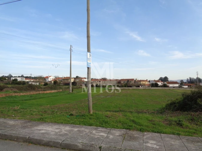 Terreno para Venda em Vila Nova de Anha Foto 2
