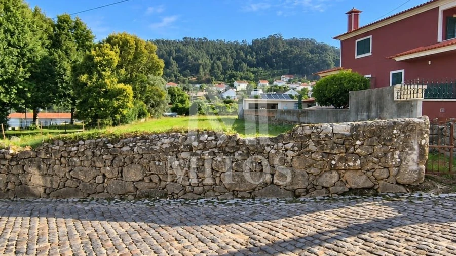 Terreno para Venda em Subportela, Deocriste e Portela Susã