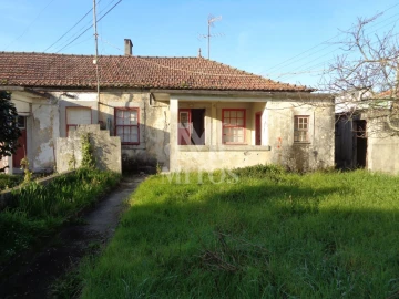 Terreno para Venda em Areosa