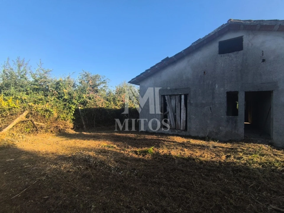 Terreno para Venda em Mujães Foto 12
