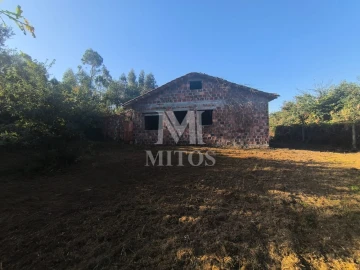 Terreno para Venda em Mujães