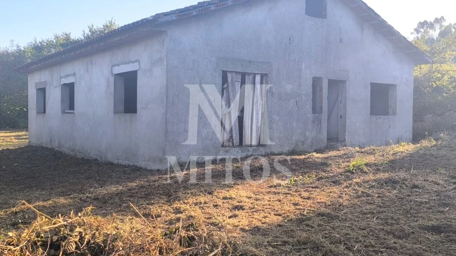 Terreno para Venda em Mujães