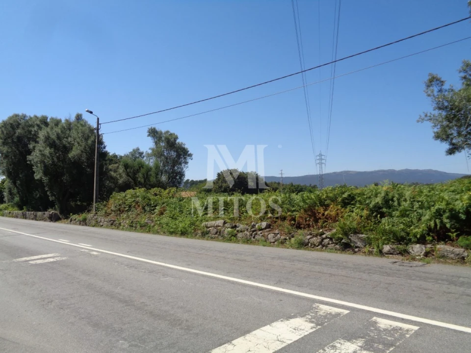 Terreno para Venda em Mazarefes e Vila Fria Foto 5