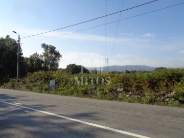 Terreno para Venda em Mazarefes e Vila Fria