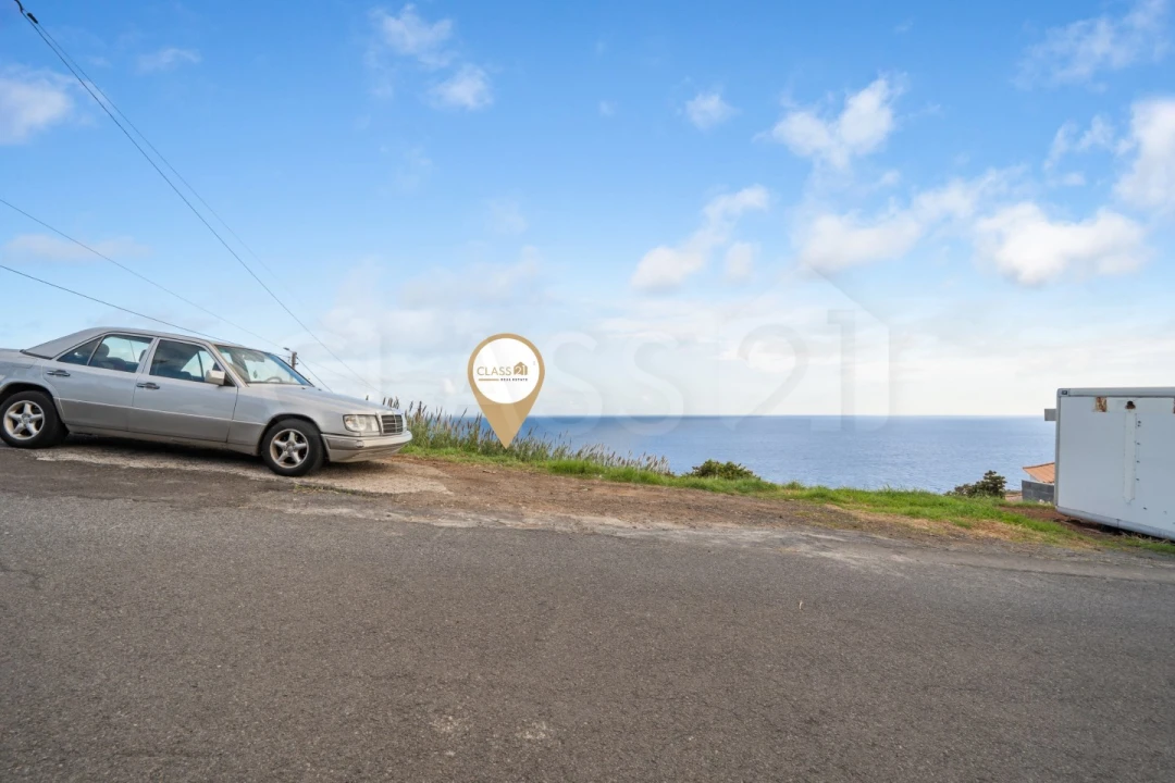 Terreno para Venda em Caniço Foto 17