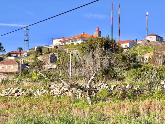 Terreno para Venda em Carreço Foto 9
