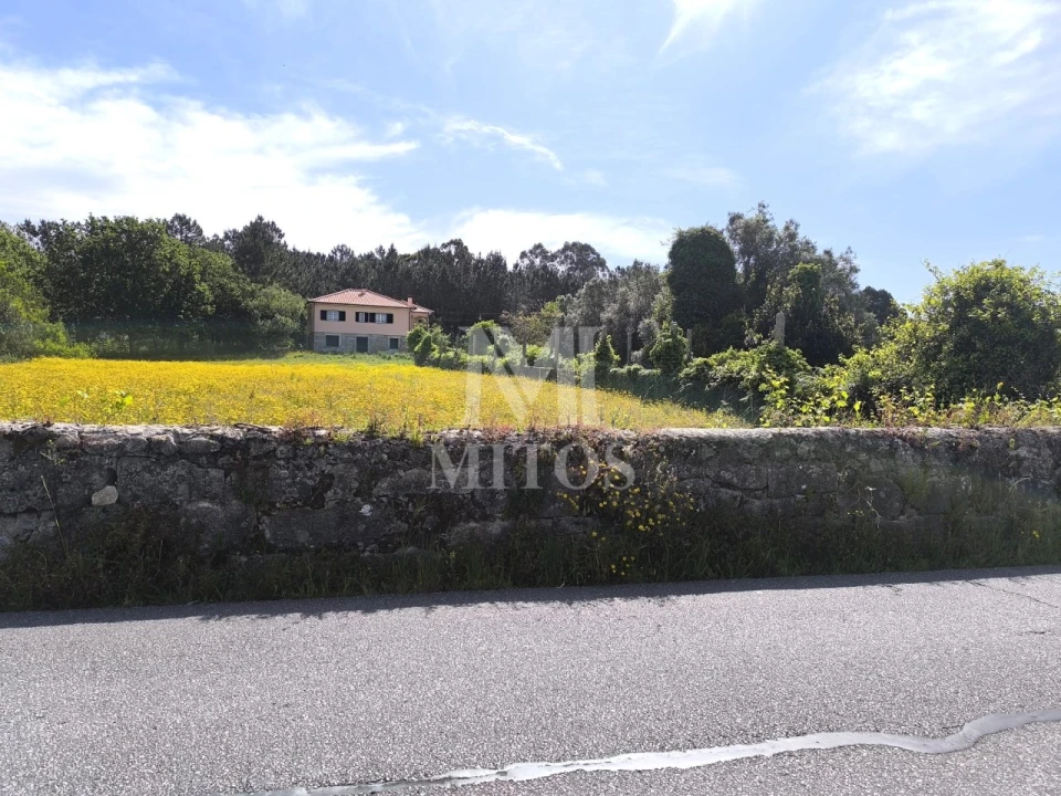Terreno para Venda em Mazarefes e Vila Fria Foto 8