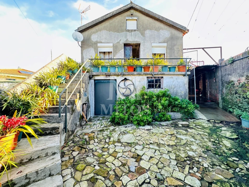 Moradia T3 para Venda em Santa Marta de Portuzelo Foto 2