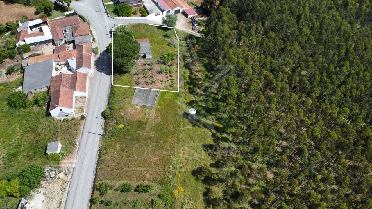 Terreno para Venda em Alvorninha Foto 3