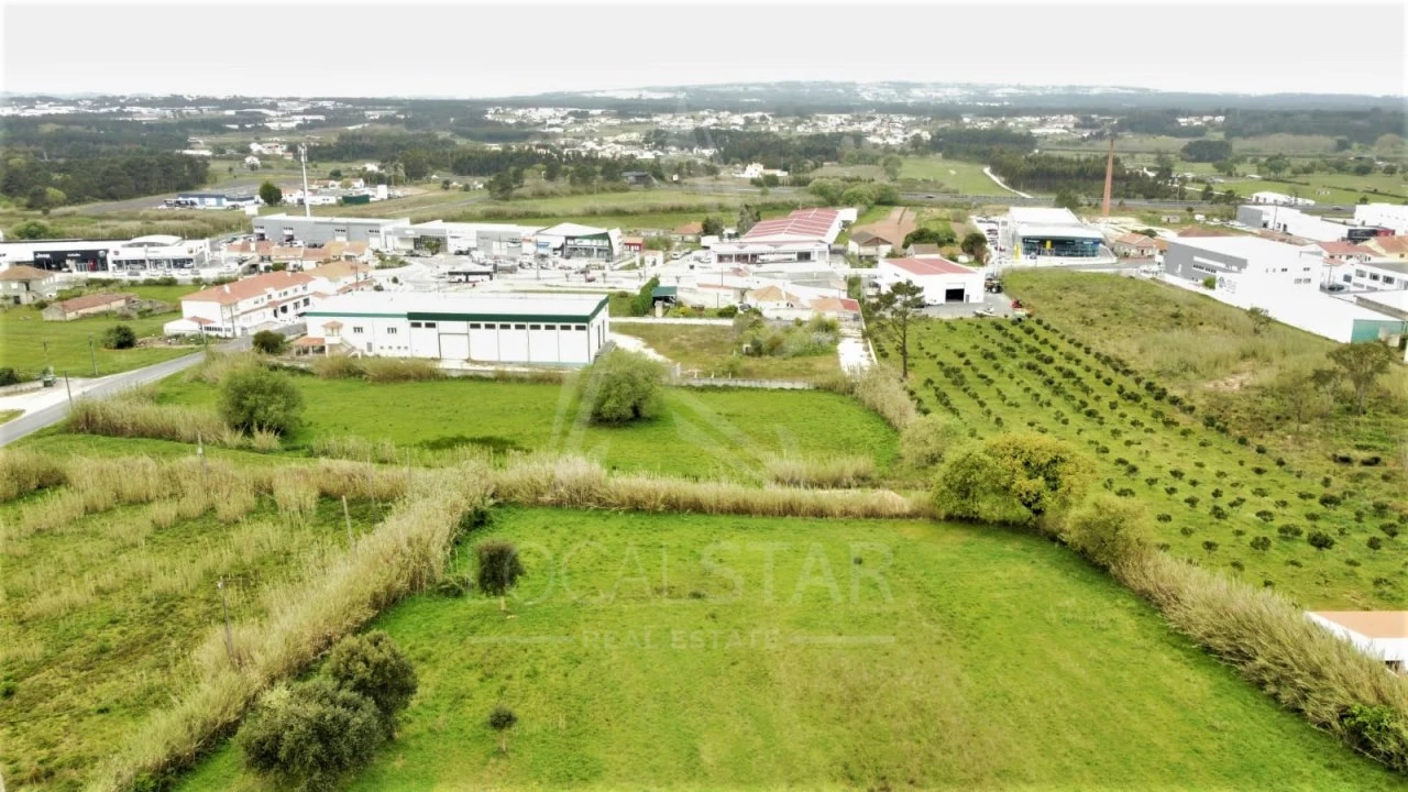 Terreno para Venda em Tornada e Salir do Porto Foto 11