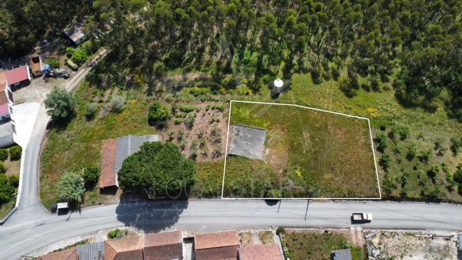 Terreno para Venda em Alvorninha Foto 3