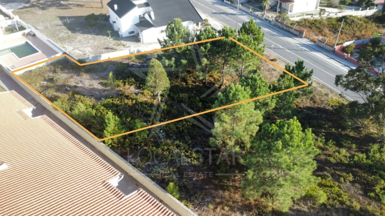 Terreno para Venda em Foz do Arelho Foto 2