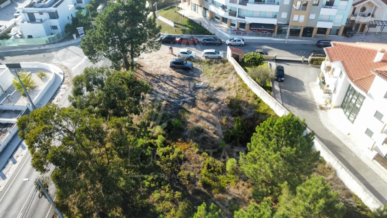 Terreno para Venda em Foz do Arelho Foto 3