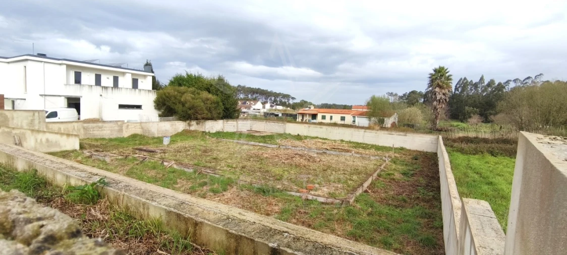 Terreno para Venda em Tornada e Salir do Porto Foto 8