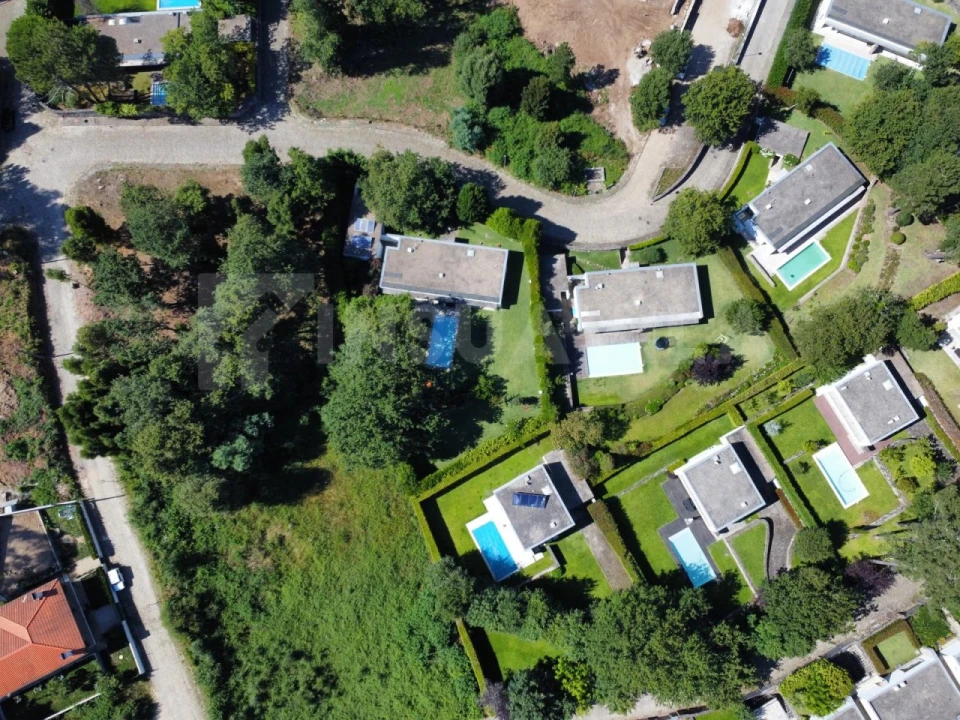 Terreno para Venda em Venade e Azevedo Foto 4