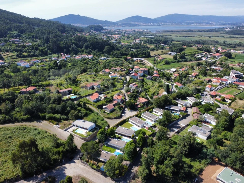 Terreno para Venda em Venade e Azevedo Foto 5