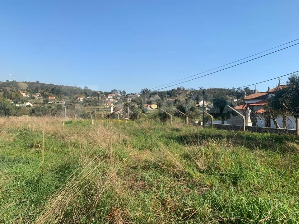 Terreno para Venda em Riba de Ancora Foto 2