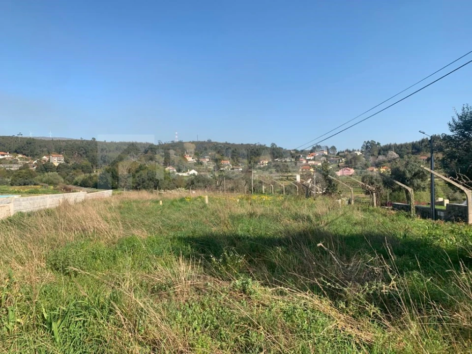 Terreno para Venda em Riba de Ancora Foto 3