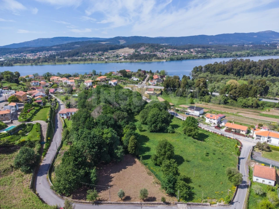 Terreno para Venda em Gondarem Foto 10