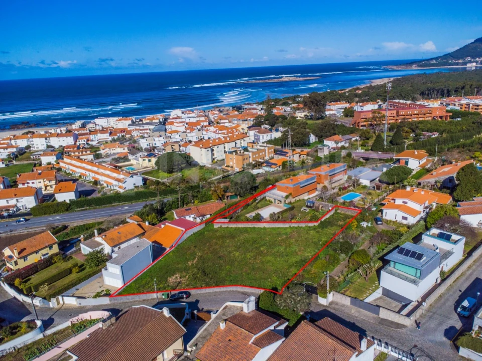 Terreno para Venda em Moledo e Cristelo Foto 1