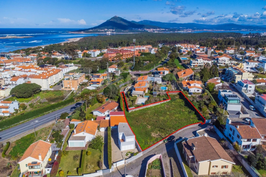 Terreno para Venda em Moledo e Cristelo Foto 2
