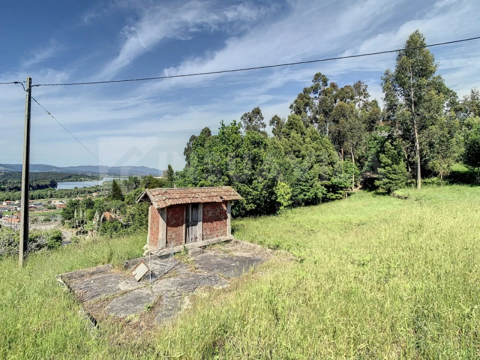 Terreno para Venda em Gondarem Foto 11
