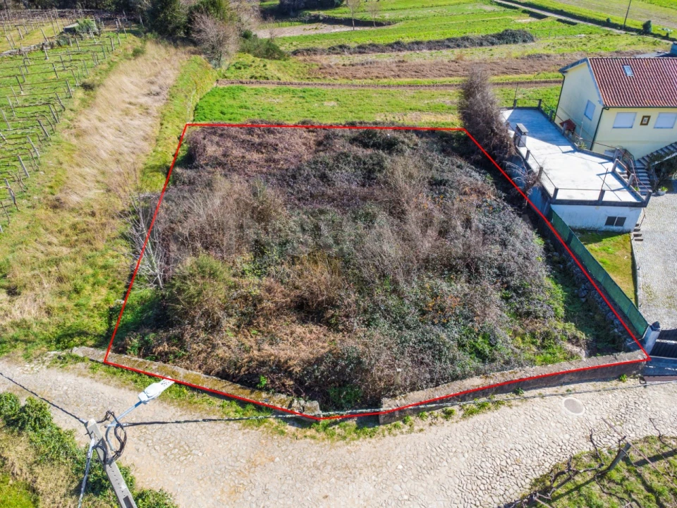 Terreno para Venda em Venade e Azevedo Foto 2