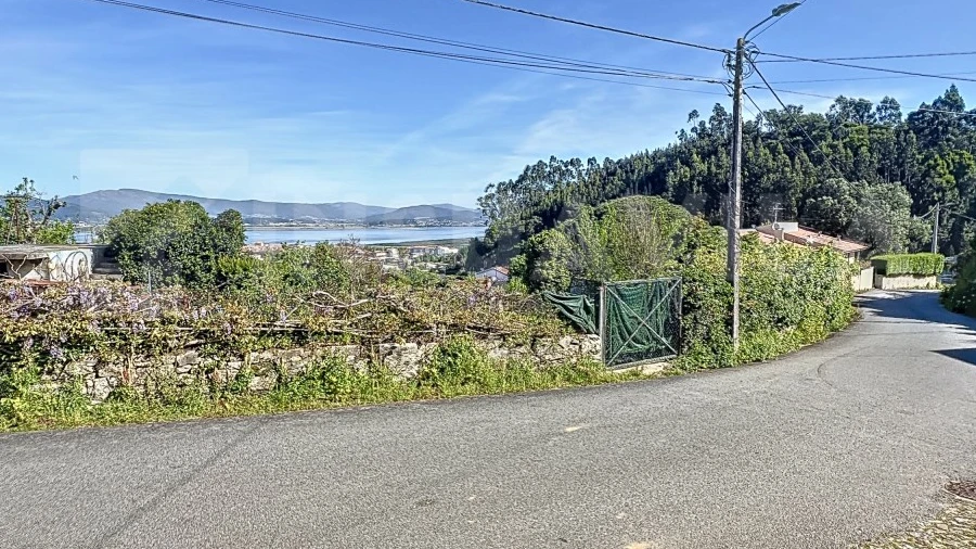 Terreno para Venda em Caminha (Matriz) e Vilarelho