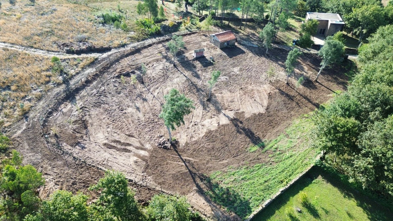 Terreno para Venda em Venade e Azevedo Foto 5