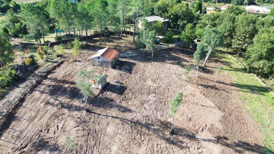 Terreno para Venda em Venade e Azevedo Foto 8