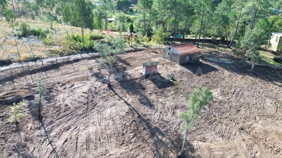 Terreno para Venda em Venade e Azevedo Foto 9