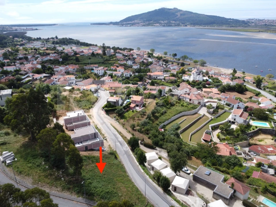 Terreno para Venda em Seixas Foto 1