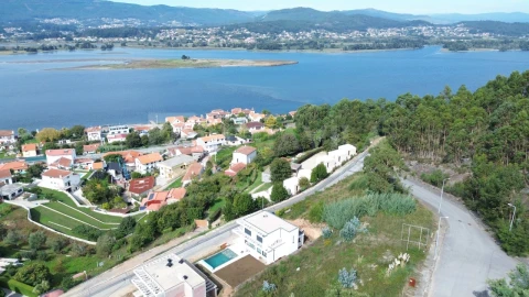 Terreno para Venda em Seixas
