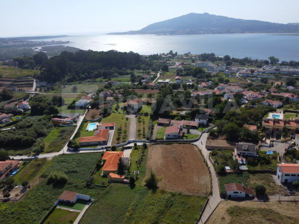 Terreno para Venda em Seixas Foto 2