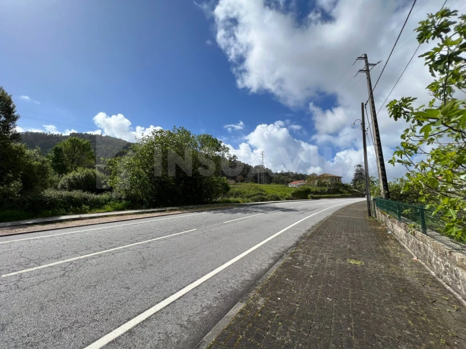 Terreno para Venda em Reboreda e Nogueira Foto 13