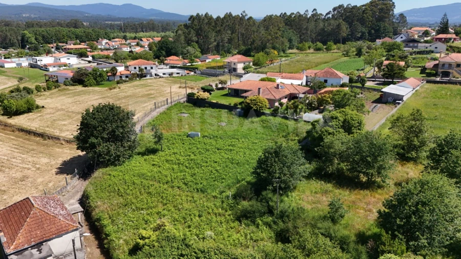 Terreno para Venda em Campos e Vila Meã Foto 5