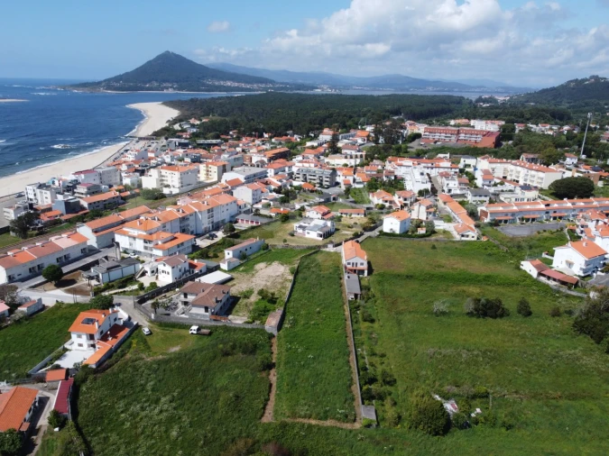 Terreno para Venda em Moledo e Cristelo