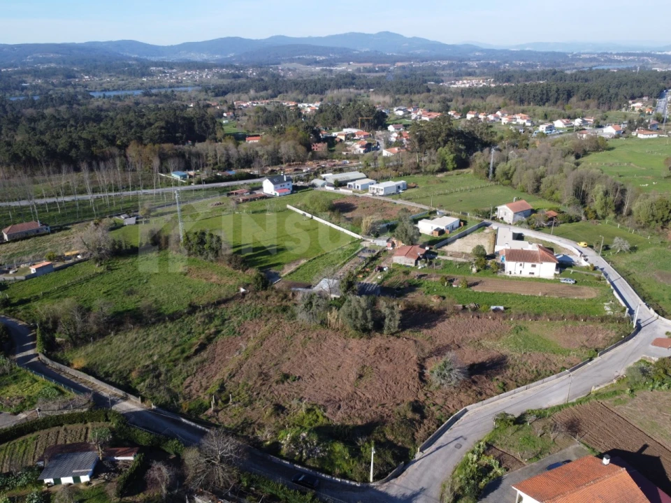 Terreno para Venda em Reboreda e Nogueira Foto 3
